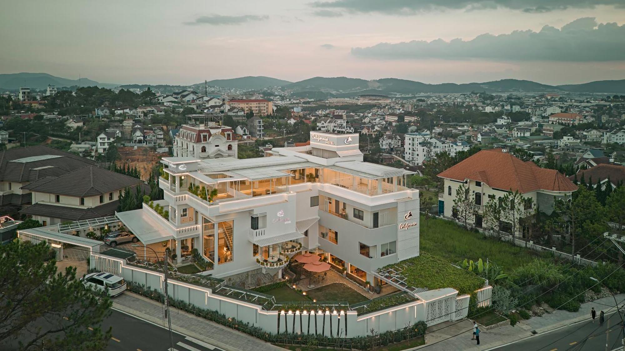 California Hotel Νταλάτ Εξωτερικό φωτογραφία